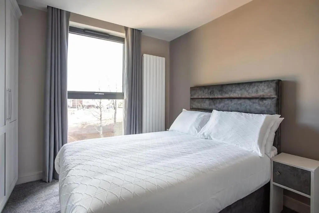 Skyline Serenity: Exquisite 3-Bedroom Ultra-Luxury Penthouse Belfast United Kingdom